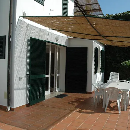 Casa Del Mandorlo 아파트 *