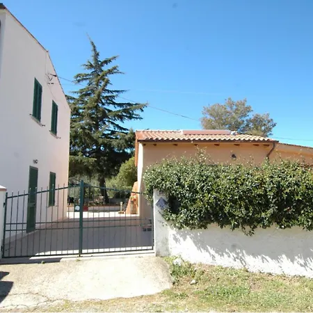 Casa Del Mandorlo * 마리나디캄포