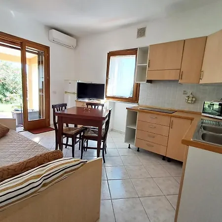 Casa Del Mandorlo Διαμέρισμα Marina di Campo